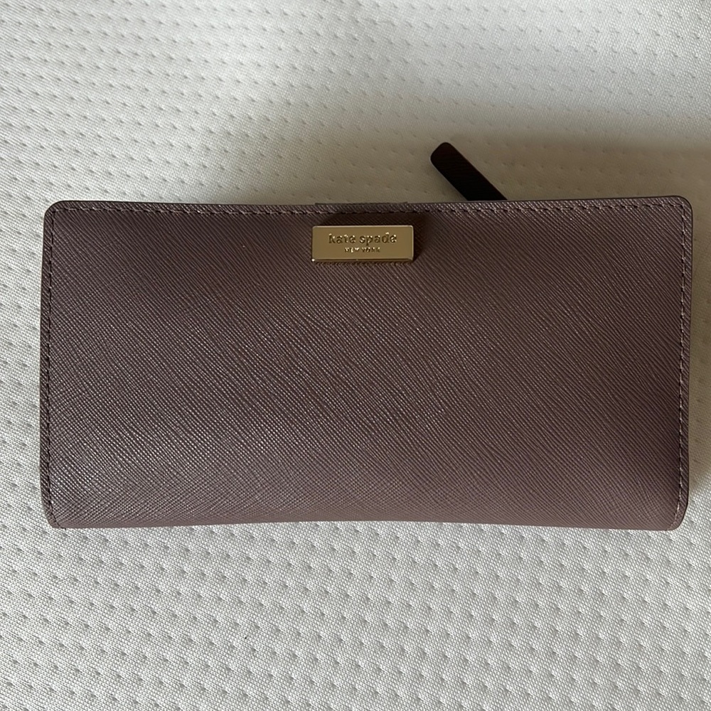 Kate Spade slim bifold wallet